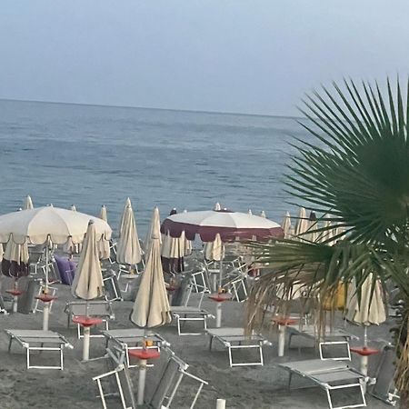 Fiordaliso Apartman Caulonia Marina Kültér fotó
